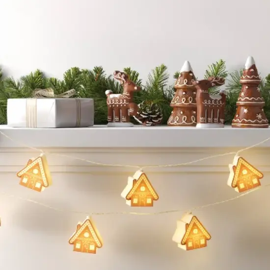 8ct LED Battery Operated Christmas Gingerbread Houses Novelty String Lights Warm White with Clear Wire - Wondershop&trade; image {1}