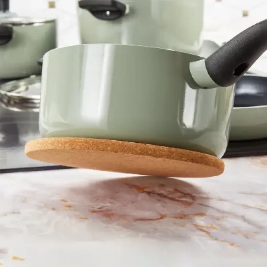 BergHOFF Balance Magnetic Cork Trivet 7", Recycled Material image {5}