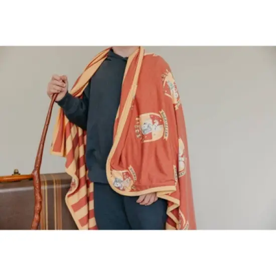 Copper Pearl 3-Layer Baby Quilt - Gryffindor image {2}