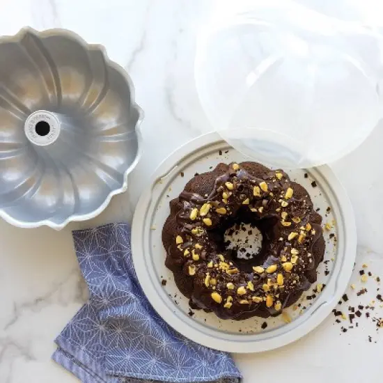 Nordic Ware 12 Cup Formed Aluminum Bundt Pan Blue with Cake Keeper: Nonstick Baking Pan, Dishwasher-Safe, 10-Year Warranty image {5}