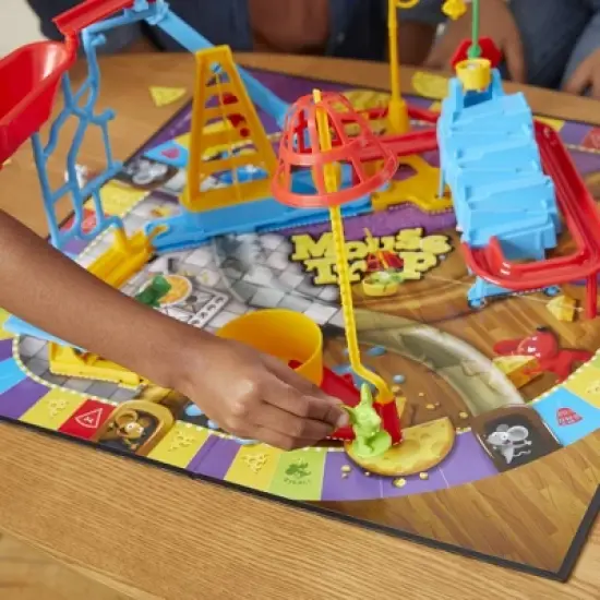Classic Mouse Trap Board Game image {9}
