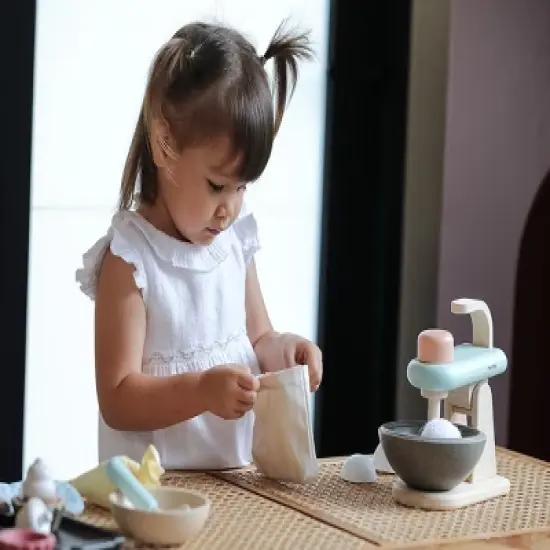 Plantoys| Stand Mixer Set image {6}