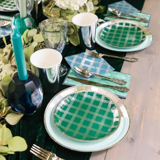Jollity & Co. - Le Moderne Dessert Plates - Pack of 8 Paper Plates image {1}