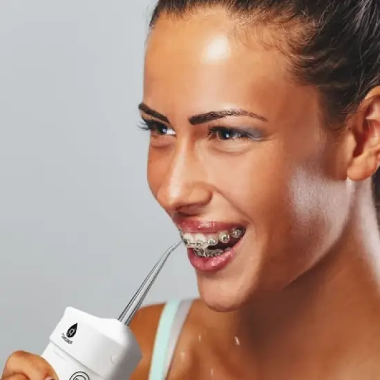 Pursonic Portable USB Rechargeable Collapsible Water Flosser image {5}