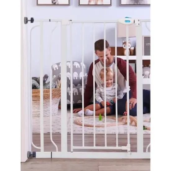 Regalo Wall Safe Extra Tall Walk Through Safety Gate image {3}