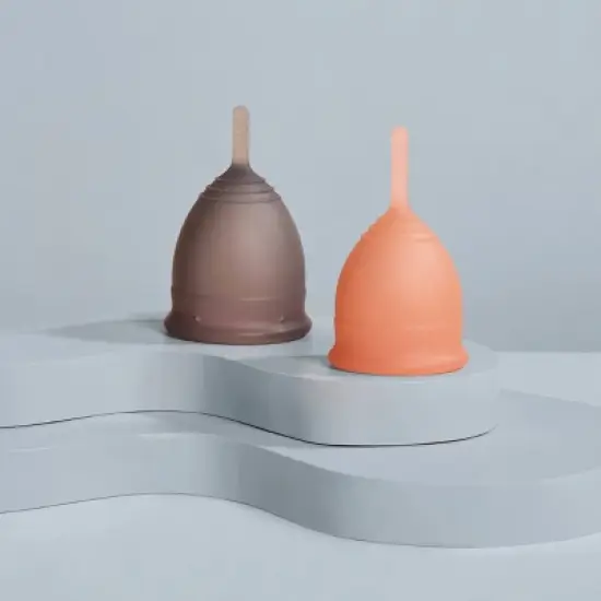 Saalt Soft Menstrual Cups - Small & Regular - 2pk image {2}