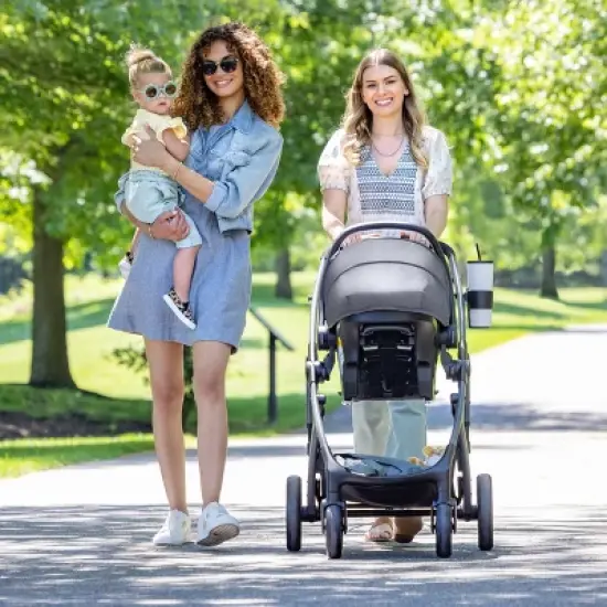 Evenflo Pivot Suite Travel System with LiteMax image {17}