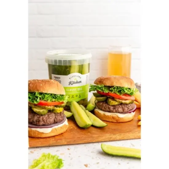 Cleveland Kitchen Classic Dill Pickle Spears - 32oz image {4}