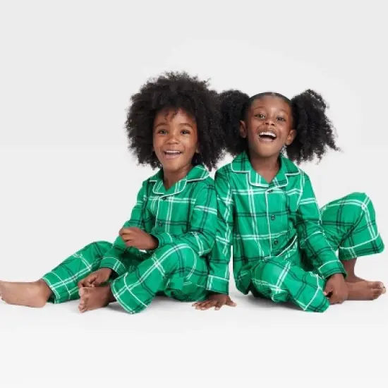 Toddler Plaid Matching Family Pajama Set - Wondershop&trade; Green image {4}