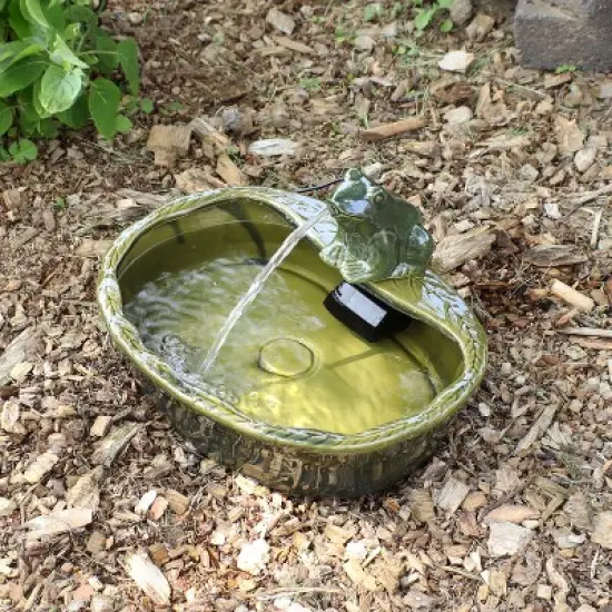 Sunnydaze Outdoor Solar Powered Ceramic Spitting Frog Water Fountain with Submersible Pump - 7" - Green image {4}
