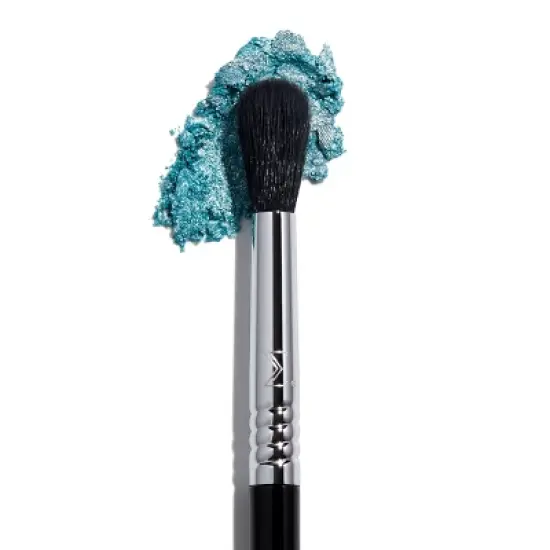 Sigma Beauty E40 Tapered Blending Brush image {2}