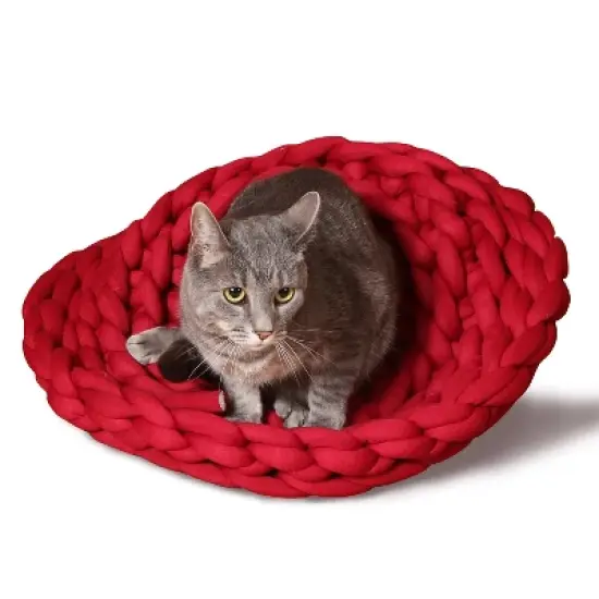 Knitted Pet Bed image {4}