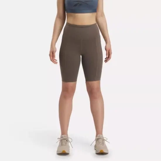 Lux High-Rise Bike Shorts image {10}