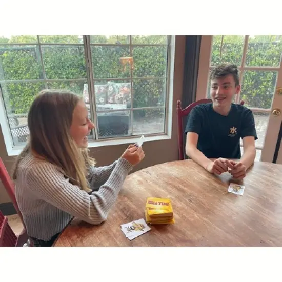 TDC Games Bull Tish The All-Play Card Game That's Absolutely Full of IT! image {2}