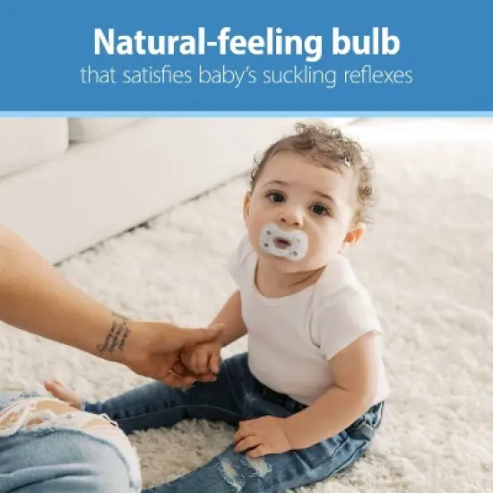 Dr. Brown's Advantage One-Piece Lightweight Silicone Pacifier Stage One, with one Glow-in-the-Dark Pacifier - 3pk image {5}