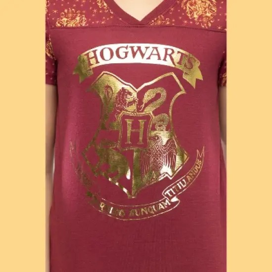 Harry Potter Short Sleeve Hogwarts Junior's Jogger PJ Pajama Set image {3}