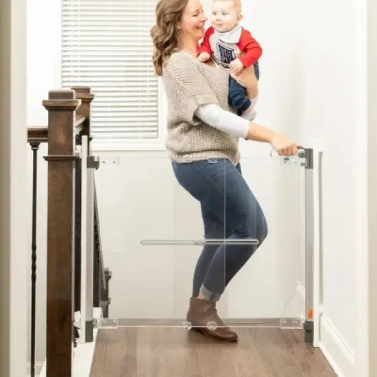 Qdos Crystal Designer Baby Safety Gate - Hardware Mount image {2}
