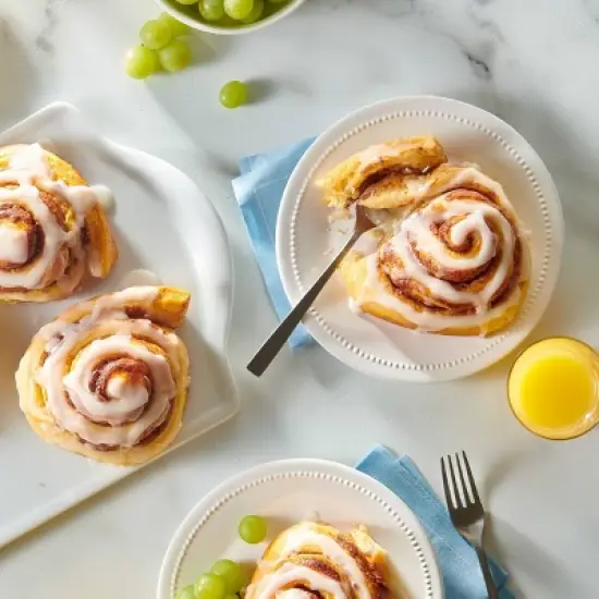 Pillsbury Cinnamon Rolls with Icing - 2pk/12.4oz Cans image {10}