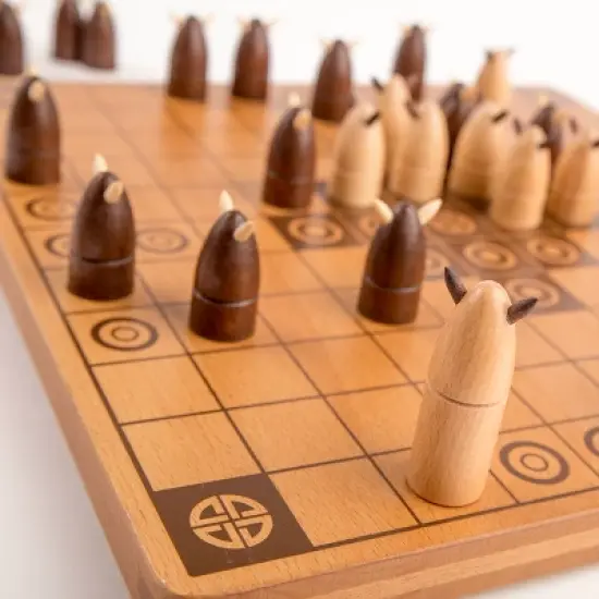 Spin Master Games Hnefatafl, Two Player Strategy Game with Wooden Game Board, for Kids and Adults image {3}