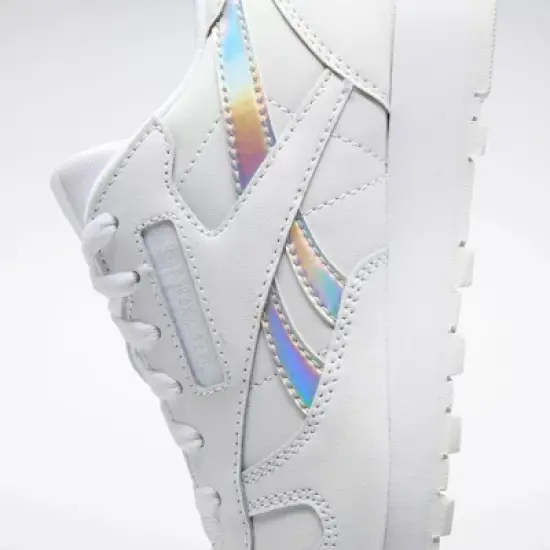 Reebok Classic Leather Shoes - Grade School Kids Performance Sneakers image {9}