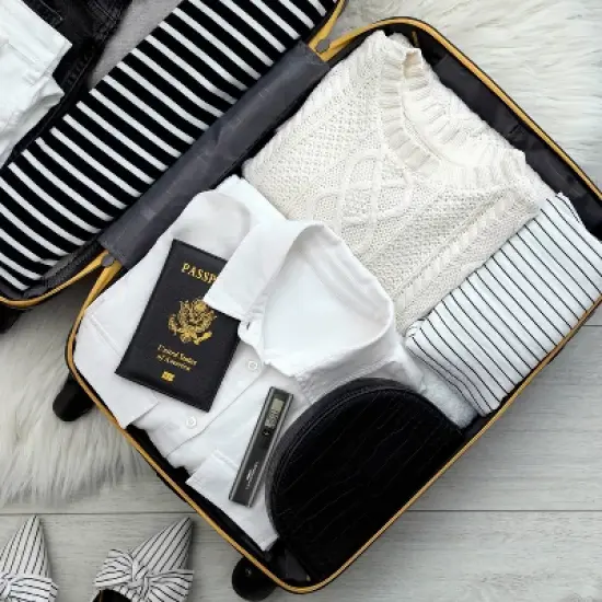 Travel Smart Digital Luggage Scale - Black: Maximum Capacity 80 lbs, Solid Pattern image {5}