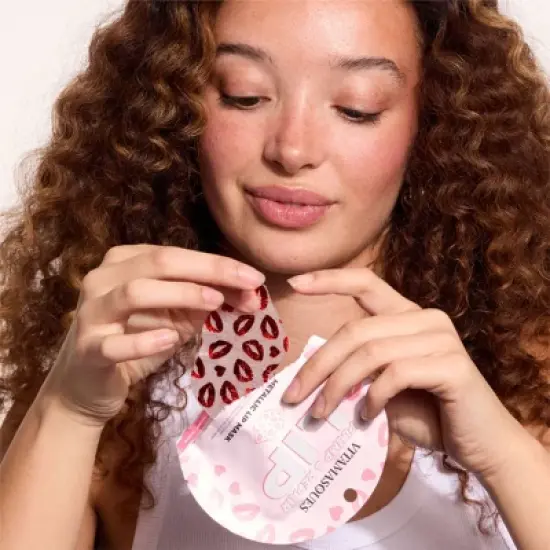 Vitamasques Lip Mask and Repair - Plump - 0.13 fl oz image {3}