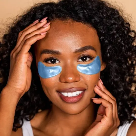 Grace & Stella Illuminating Under Eye Mask - Blue image {2}