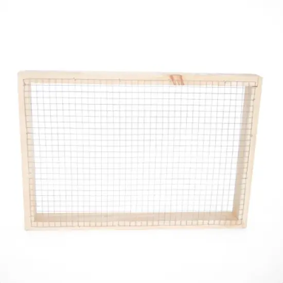 Lehman's Stoney Acres Candy Board Feeder for 8-Frame Langstroth Hive, Essential Winter Feed for Bees, Easy-to-Use, Keeps Bees Fed In Cold Months image {1}