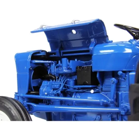 1963 Fordson Super Dexta "New Performance" Tractor 1/16 Diecast Model by Universal Hobbies image {1}