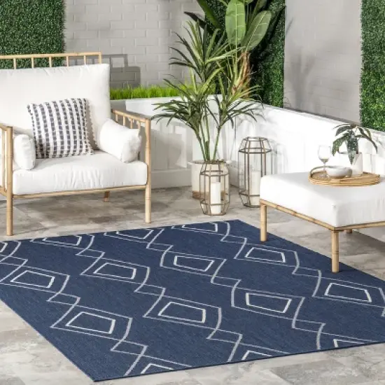 nuLOOM Mallie Moroccan Striped Indoor/Outdoor Area Rug image {1}