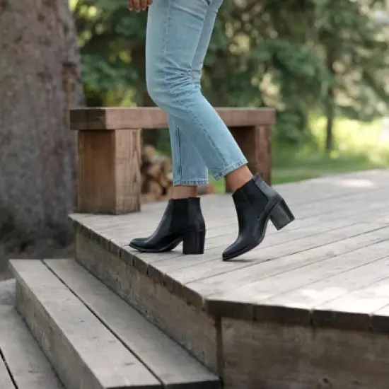 Nisolo Sustainable Women's Heeled Chelsea Boot image {1}