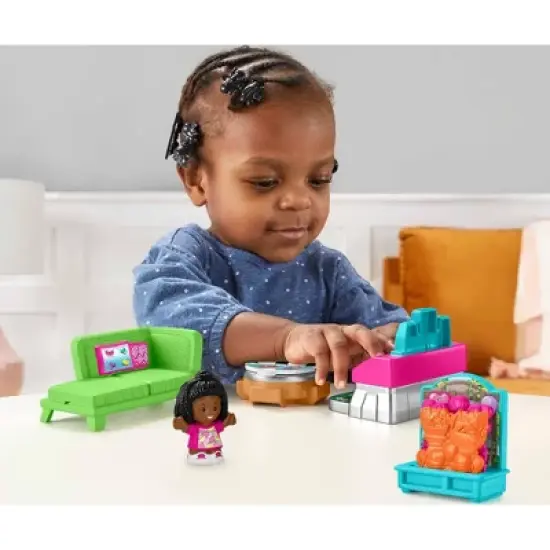 Fisher-Price Little People Barbie Musical Patio Party Playset image {1}