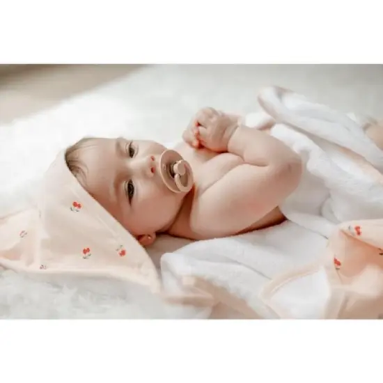 Ely's & Co. Hooded Towel & Washcloth Pink Cherries 2 Pack image {4}