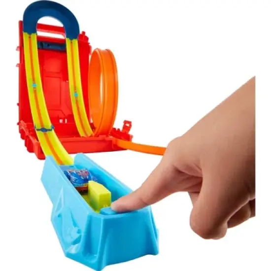 Hot Wheels Track Builder Unlimited Fuel Can Stunt Box image {3}