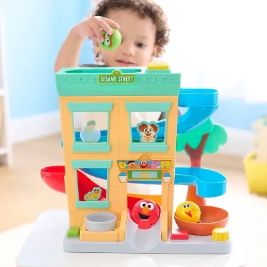 Sesame Street Round the Neighborhood Playset image {2}