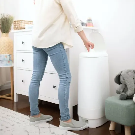 Diaper Genie Signature Pail - White image {2}