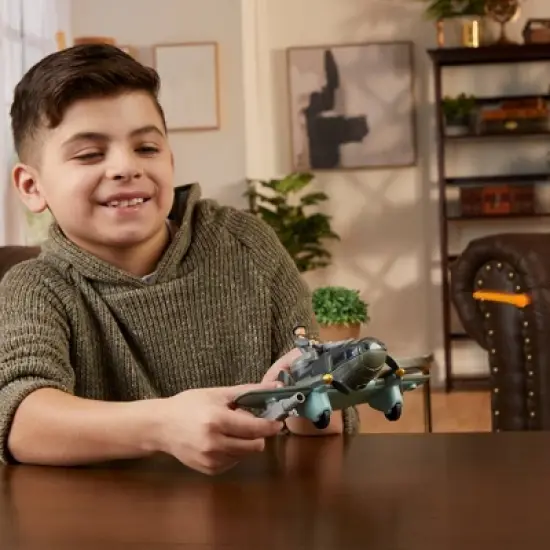 Hasbro Indiana Jones Worlds of Adventure Doctor J&uuml;rgen Voller Action Figure with Plane image {8}