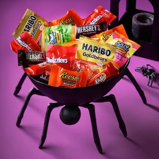 Hershey's Halloween Chocolate & Sweets Miniature Variety Pack - 355pc/101.04oz image {1}