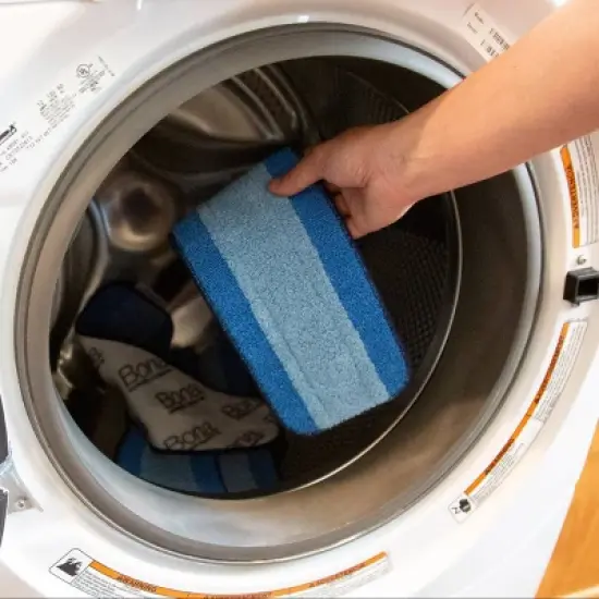 Bona Floor Mop Starter Kit - 1 Spray Mop, 1 Reusable Microfiber Pad, 1 Refillable Multi Surface Floor Cleaner Liquid image {7}