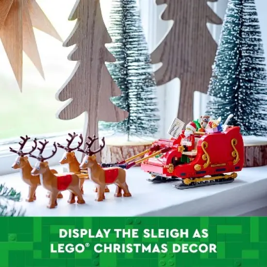 LEGO Santa's Sleigh Christmas Toy Set with Reindeer & Santa Figurine 40499 image {4}