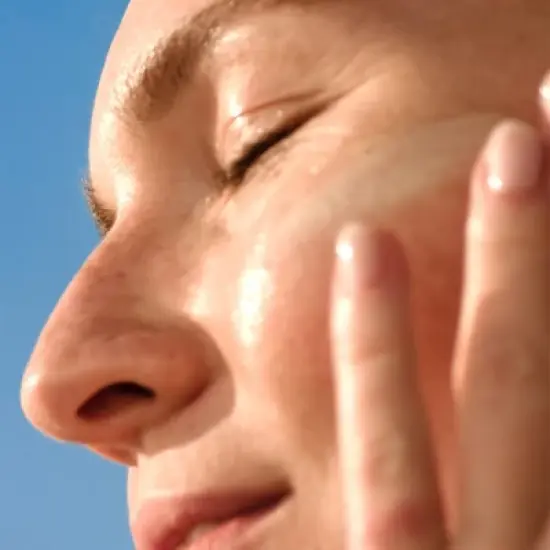 Hawaiian Tropic Silk Hydration Weightless Face Sunscreen - SPF 30 - 1.7oz image {6}