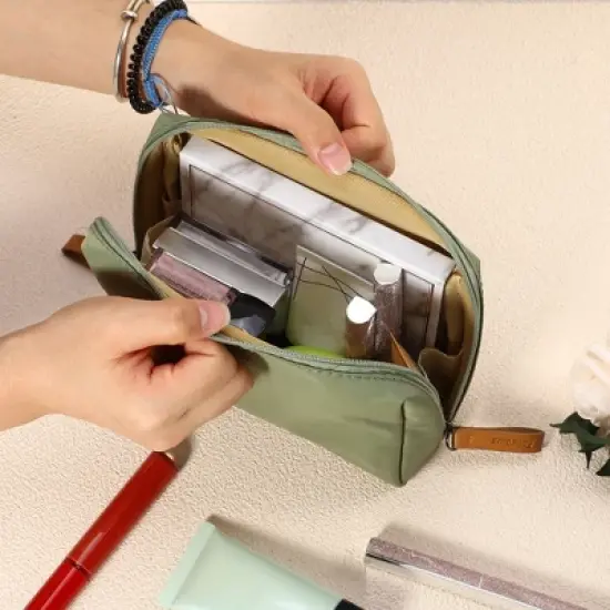 Unique Bargains Women's Portable Large Travel Makeup Bag 1 Pc image {1}