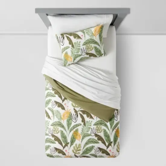 Botanical Print Kids' Duvet Cover Green - Pillowfort&trade; image {2}