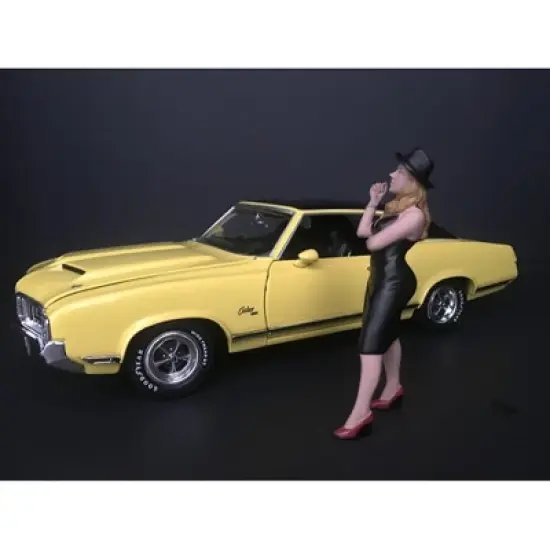 "Hanging Out II" Patricia Figurine for 1/24 Scale Models by American Diorama image {2}