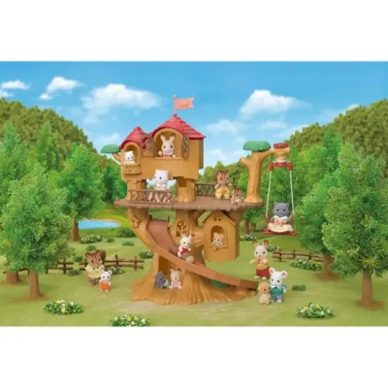 Calico Critters Adventure Tree House Gift Set image {2}