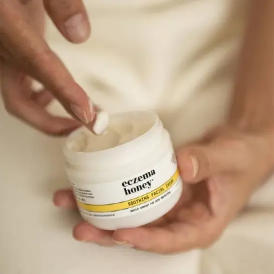 Eczema Honey Soothing Facial Cream - 2oz image {4}