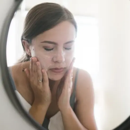 Beauty by Earth Charcoal Bar Soap for Face image {3}