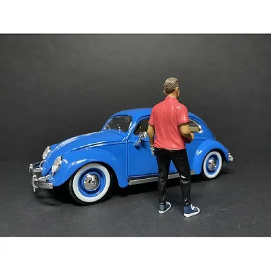 "Partygoers" Figurine VI for 1/24 Scale Models by American Diorama image {1}