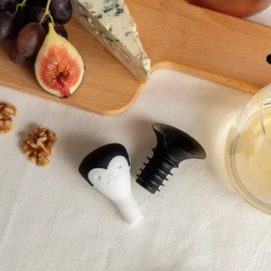 OTOTO Count Corkula Wine Stopper and Pourer Silicone Wine Accessory Black/White image {5}