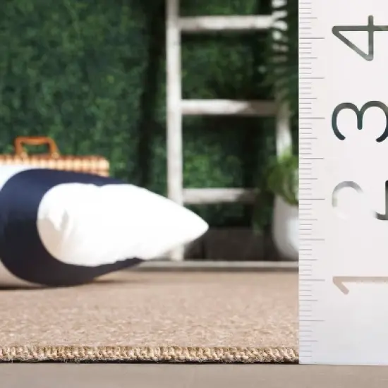 Retreat RTE250 Power Loomed UV Resistant, Stain Resistant, Non-Shedding Indoor/Outdoor Rugs - Safavieh image {4}